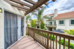 13 Via Acuatica, Rancho Santa Margarita, CA 92688 - Photo 11