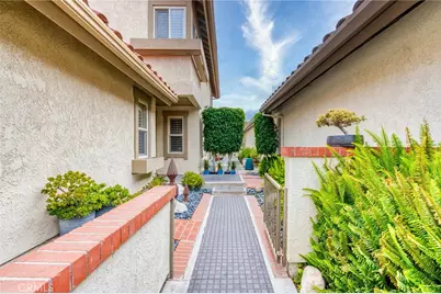 55 Fabriano, Irvine, CA 92620 - Photo 3