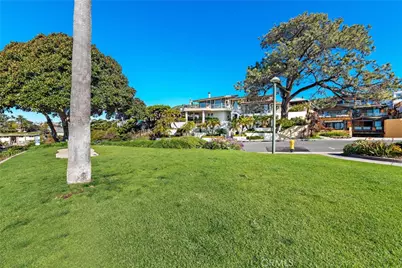 594 Cliff Drive, Laguna Beach, CA 92651 - Photo 43