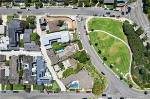 2700 Cliff, Newport Beach, CA 92663 - Photo 13
