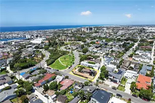 2700 Cliff, Newport Beach, CA 92663 - Photo 17
