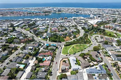 2700 Cliff, Newport Beach, CA 92663 - Photo 15