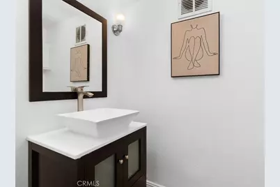 724 N Vine, Anaheim, CA 92805 - Photo 21