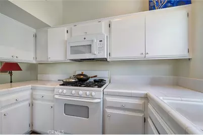15732 S B #A, Tustin, CA 92780 - Photo 23
