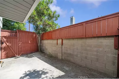 15732 S B #A, Tustin, CA 92780 - Photo 13