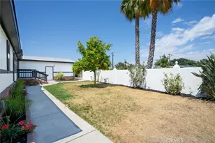 261 Las Brisas Cir, Pomona, CA 91768 - Photo 7