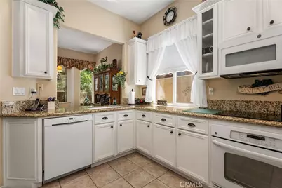 21488 Marana, Mission Viejo, CA 92692 - Photo 9