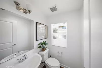 385 N Avelina Way, Anaheim, CA 92805 - Photo 9