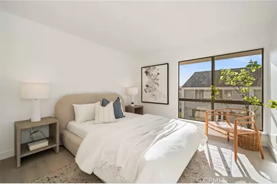 19 Swift Court, Newport Beach, CA 92663 - Photo 11