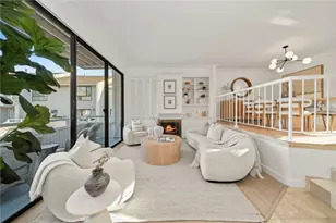 19 Swift Ct, Newport Beach, CA 92663 - Photo 1