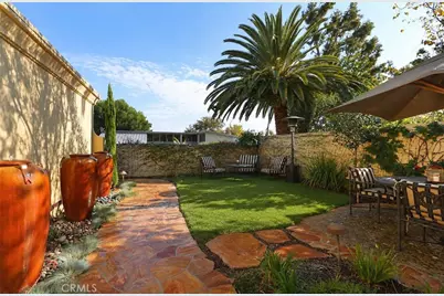 486 Locust Street, Laguna Beach, CA 92651 - Photo 3
