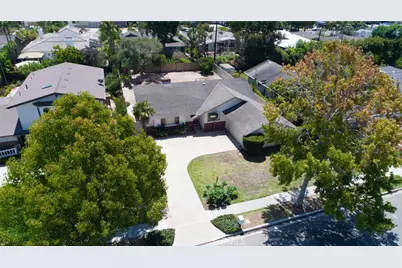 2032 Aliso Avenue, Costa Mesa, CA 92627 - Photo 29