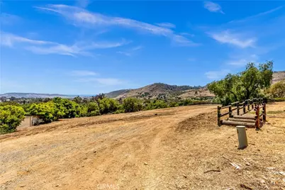 29600 Spotted Bull Lane, San Juan Capistrano, CA 92675 - Photo 7