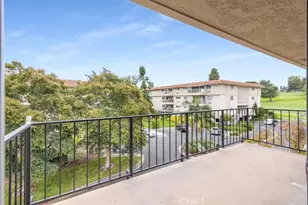 2391 Via Mariposa, Laguna Woods, CA 92637 - Photo 11