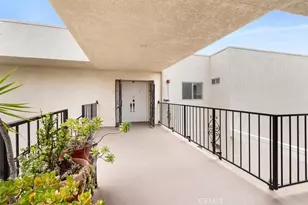 2391 Via Mariposa, Laguna Woods, CA 92637 - Photo 3