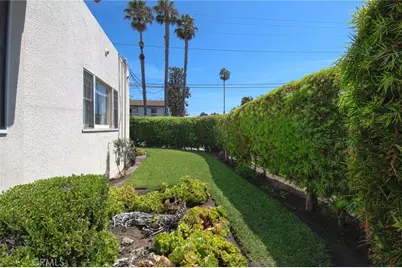 2209 Elden Avenue, Costa Mesa, CA 92627 - Photo 9