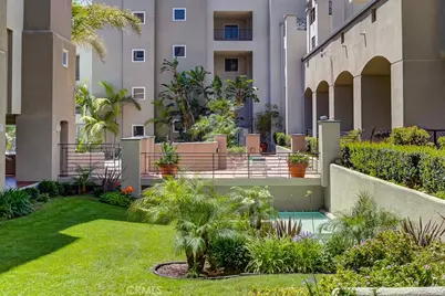 200 Pacific Coast Highway #M50, Huntington Beach, CA 92648 - Photo 29