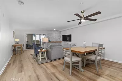 200 Pacific Coast Highway #M50, Huntington Beach, CA 92648 - Photo 15