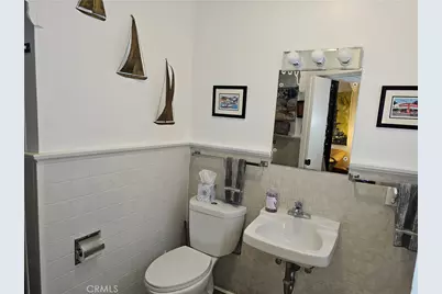 526 Park Avenue #D, Newport Beach, CA 92662 - Photo 15