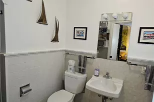 526 Park Ave, Newport Beach, CA 92662 - Photo 15