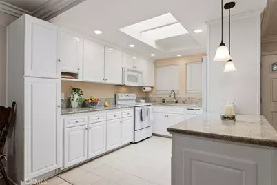 581 Avenida Majorca #Q, Laguna Woods, CA 92637 - Photo 9