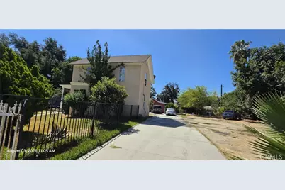 802 W 7th Street, Pomona, CA 91766 - Photo 9