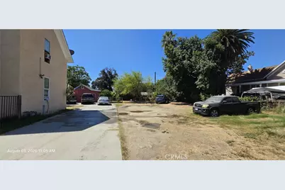 802 W 7th Street, Pomona, CA 91766 - Photo 3
