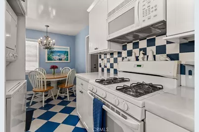 1527 W Balboa, Newport Beach, CA 92663 - Photo 13