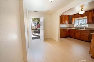 300 N Carmelo, Pasadena, CA 91107 - Photo 9