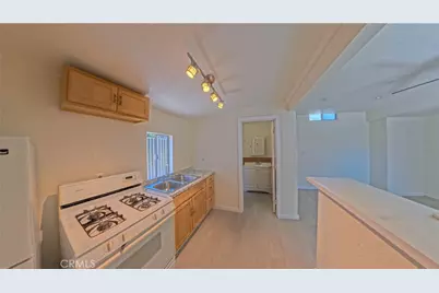 300 N Carmelo, Pasadena, CA 91107 - Photo 19