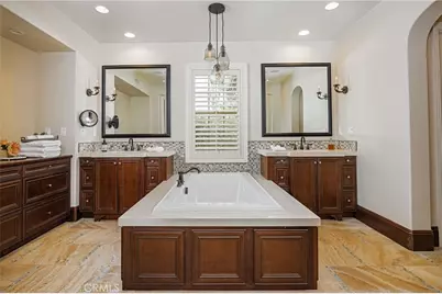 18 Via Alcamo, San Clemente, CA 92673 - Photo 13