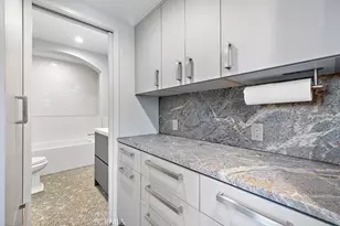 1494 Glenneyre, Laguna Beach, CA 92651 - Photo 19
