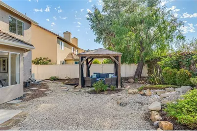 21 Rhode Island, Irvine, CA 92606 - Photo 17