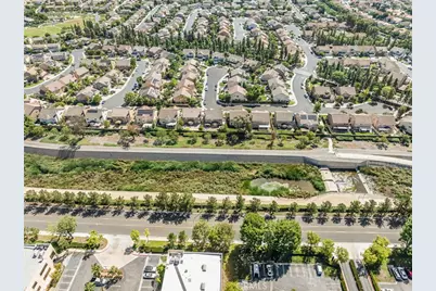 21 Rhode Island, Irvine, CA 92606 - Photo 39