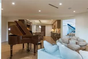 6512 Firmament, Van Nuys, CA 91406 - Photo 5