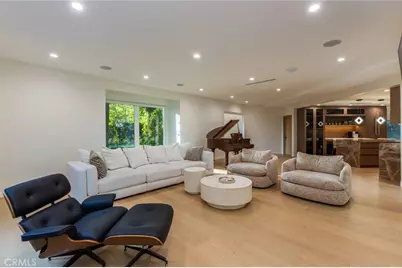 6512 Firmament, Van Nuys, CA 91406 - Photo 3