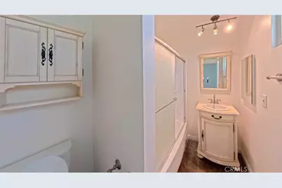 10067 Los Coyotes Court, Fountain Valley, CA 92708 - Photo 25
