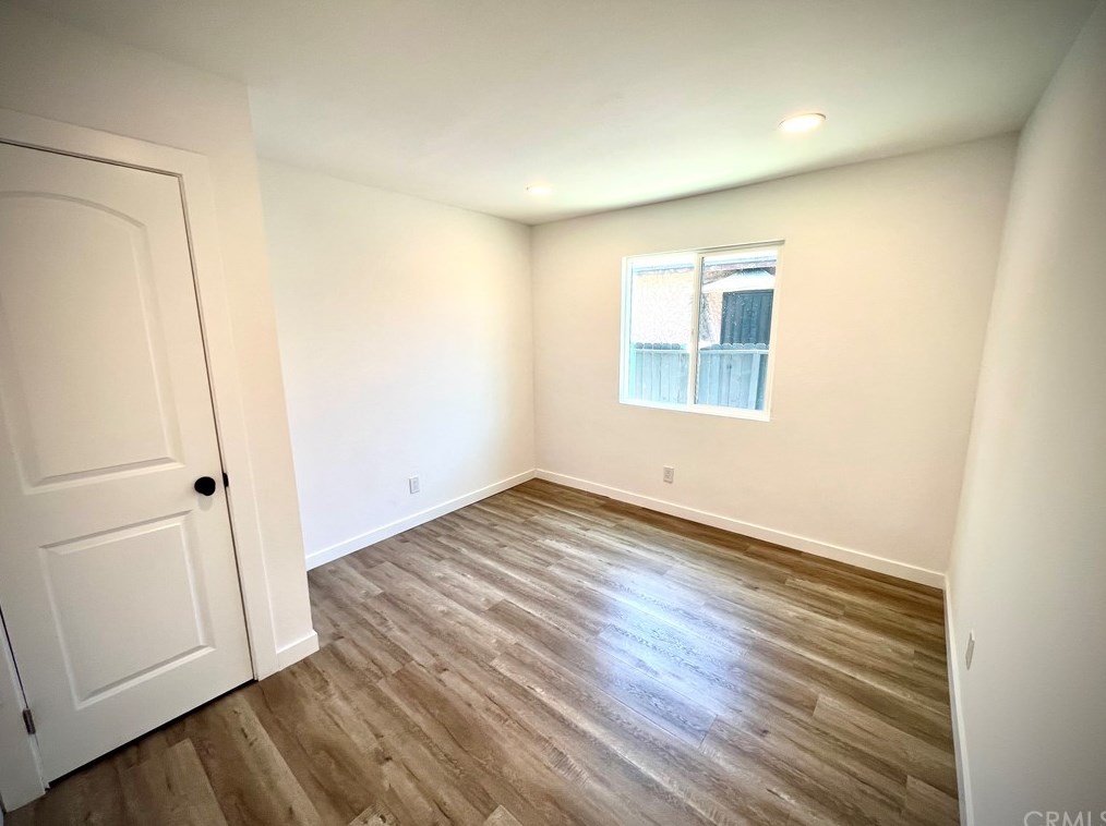 9009 Elm St, Los Angeles CA  90002-1806 exterior