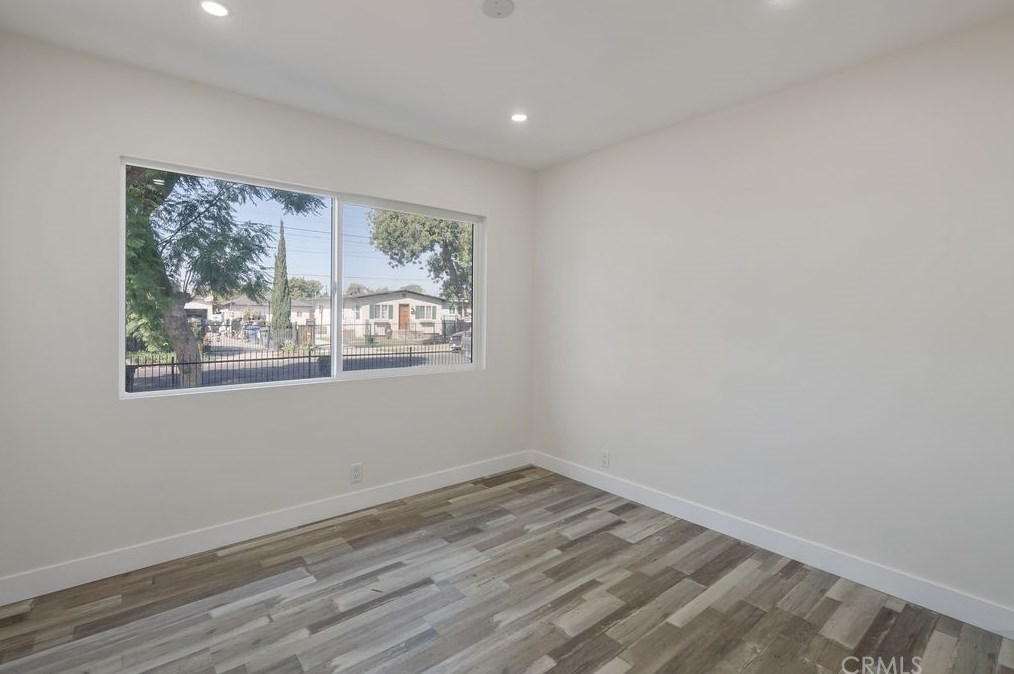 10206 Stanford Ave, Los Angeles CA  90002-3229 exterior