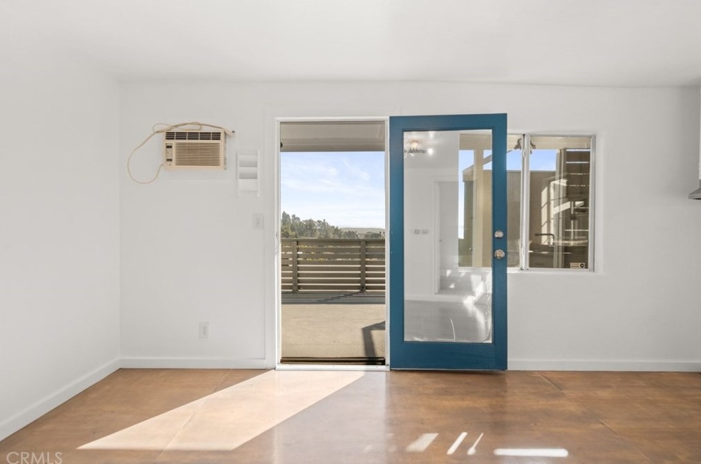 1201 Bonnie Beach Pl, Los Angeles CA  90063-1240 exterior