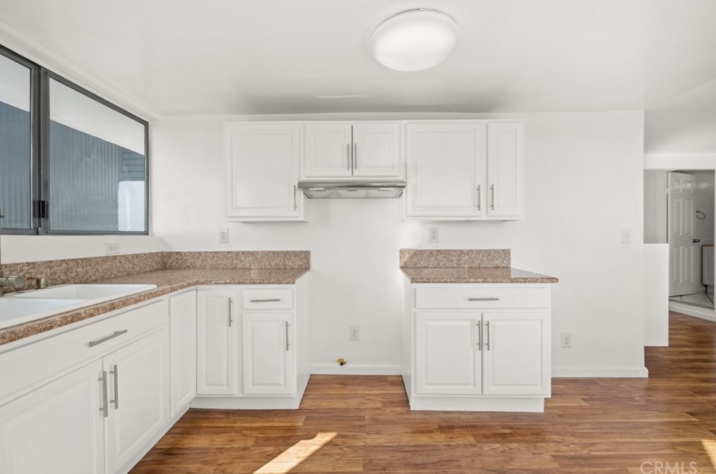 1201 Bonnie Beach Pl, Los Angeles CA  90063-1240 exterior