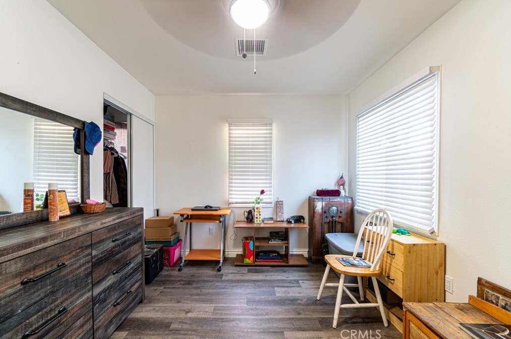 2925 Phelps Ave, Los Angeles CA  90032-2744 exterior