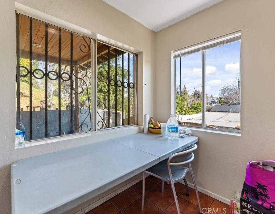 5907 Weaver St, Los Angeles CA  90042-1915 exterior
