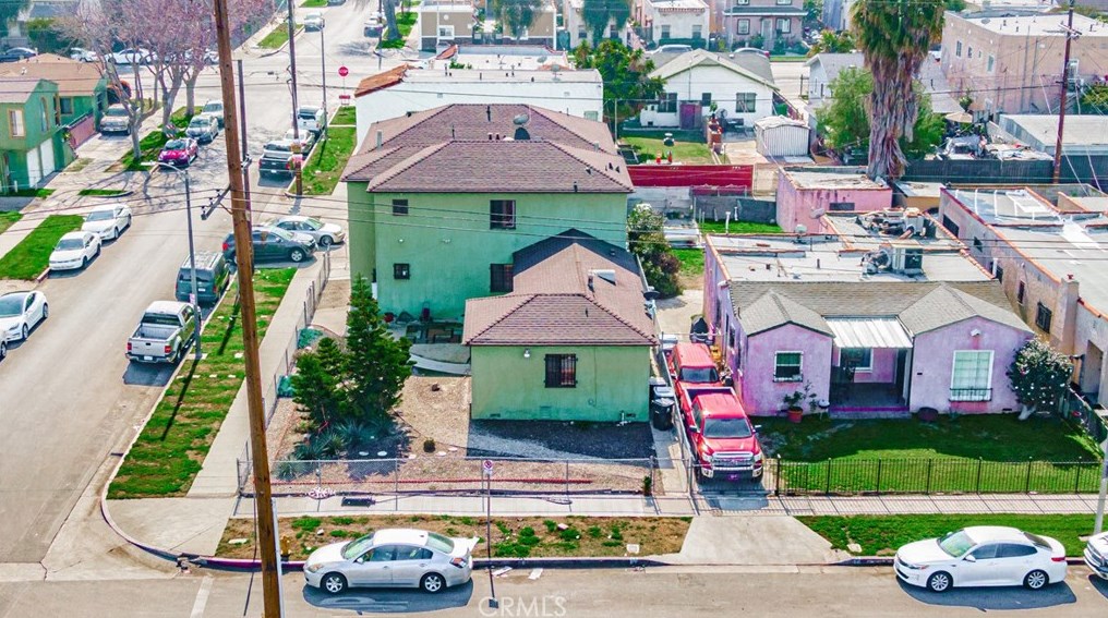 6203 Harvard Blvd, Los Angeles CA  90047-1409 exterior