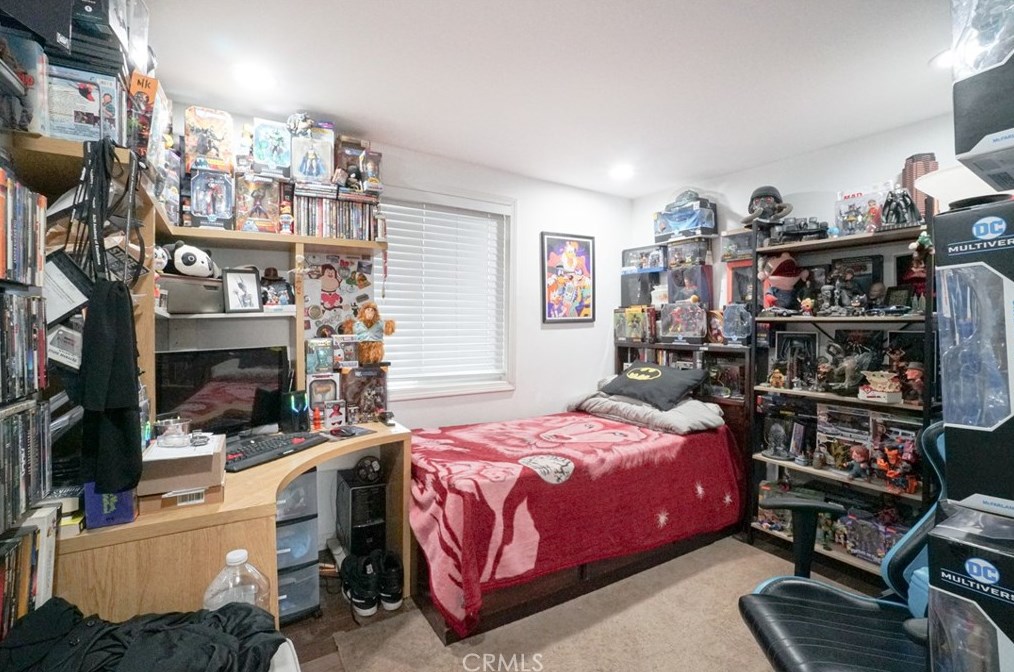 3925 2nd St, Los Angeles CA  90004-5310 exterior