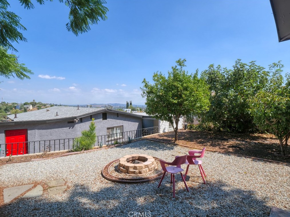 1053 Eastman Ave, Los Angeles CA  90063-2113 exterior