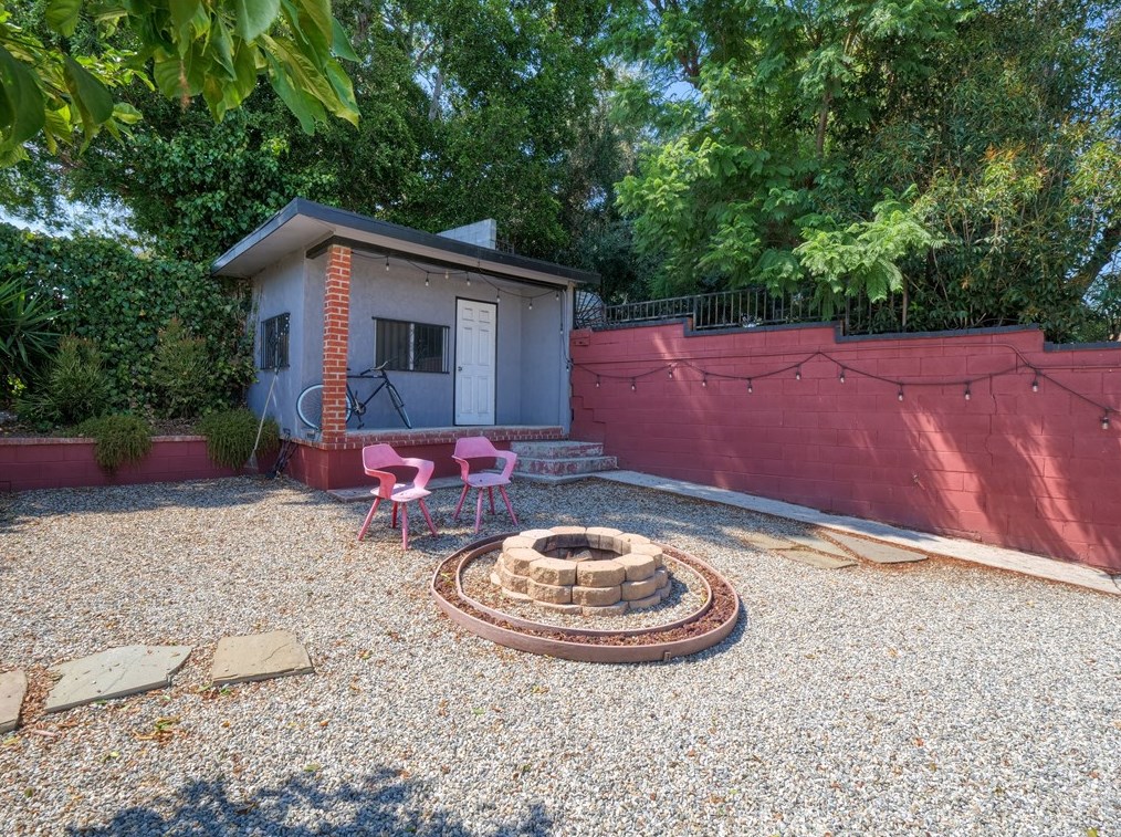 1053 Eastman Ave, Los Angeles CA  90063-2113 exterior