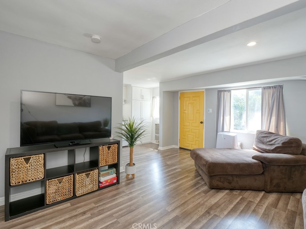 1053 Eastman Ave, Los Angeles CA  90063-2113 exterior