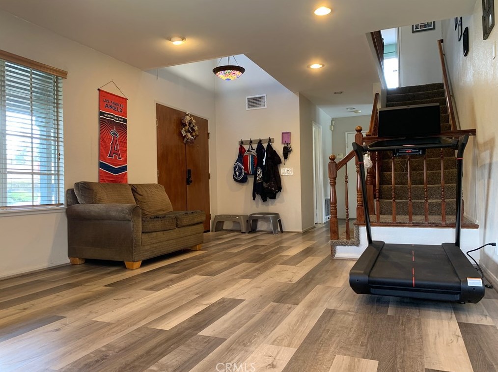 10701 Canyon Vista Rd, Moreno Valley CA  92557-3000 exterior