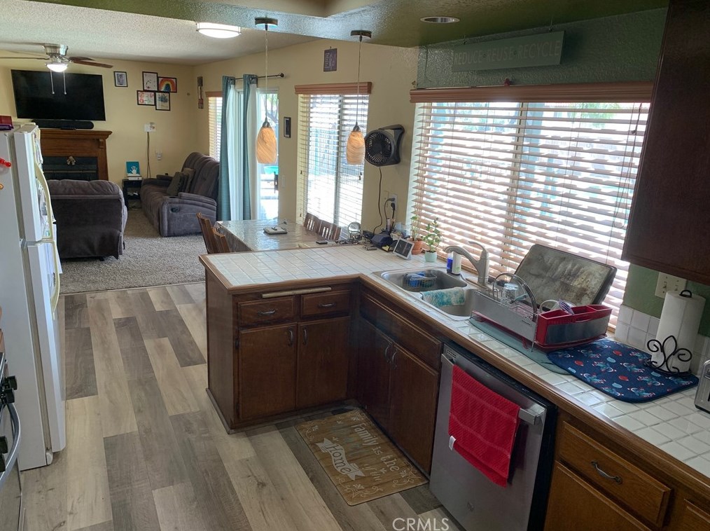 10701 Canyon Vista Rd, Moreno Valley CA  92557-3000 exterior